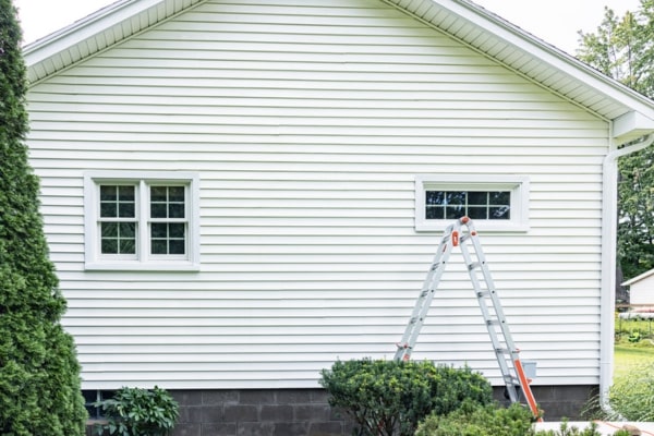 Vinyl Siding Soft Washing Services